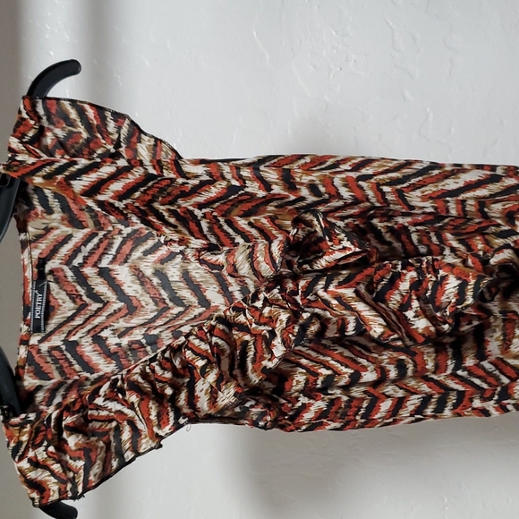 Jumper - Picture 2 of 3